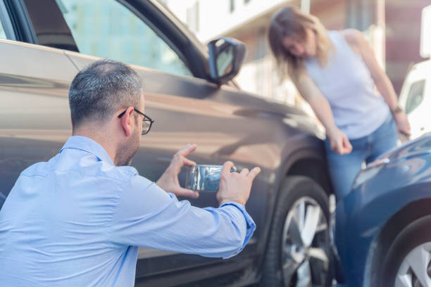 Professional Full Coverage Car Insurance technician working in Woodville, FL